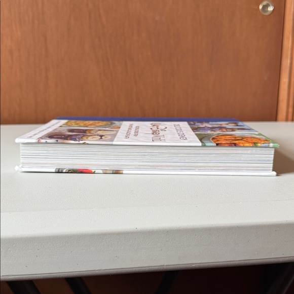 Delicious Disney Cookbook - Picture 4 of 4